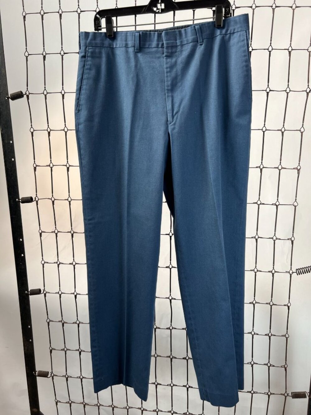 Haggar Mens Blue Dress Pants Size 36x32 Classic Fit Flat Front Poly/Rayon